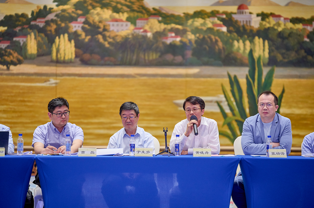 1621854292904073013.jpg LIU_1000.jpg